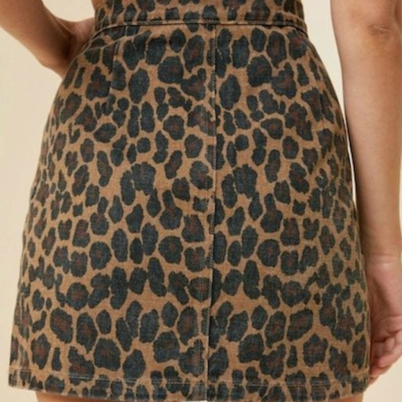 Leopard print denim skirt - Picture 3 of 6